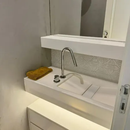 Private Private Wc * ליסבון